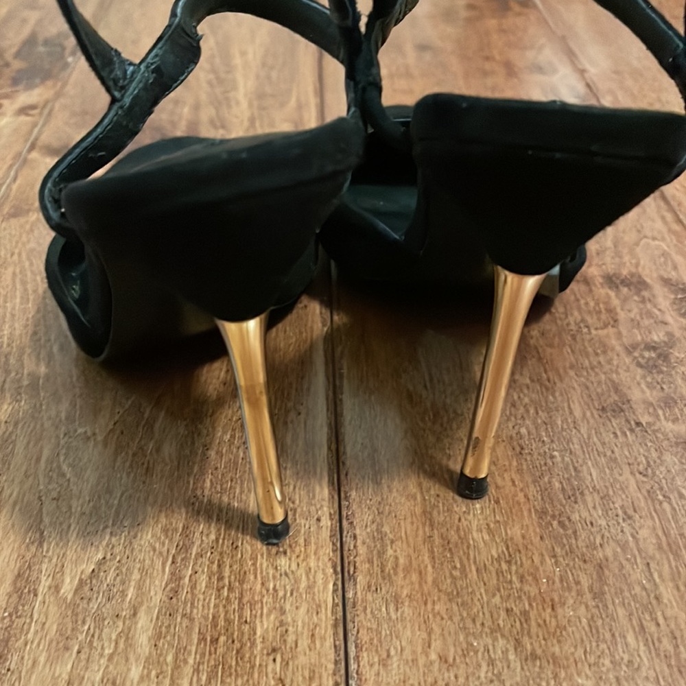 Zara Basic Heels - image 4